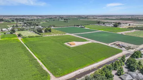 22777 Oleander, Manteca, CA 95337 photo 2