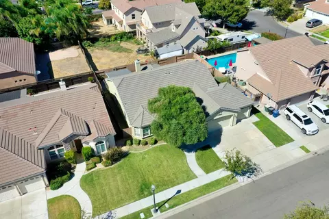 View/Area - 849 Miraggio Dr, Patterson, CA 95363 photo 2 of 3
