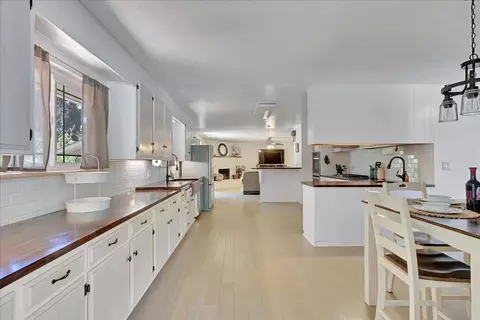 Kitchen - 1885 Sycamore St, Gridley, CA 95948 photo 1 of 7