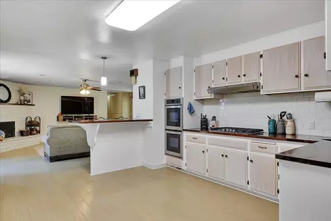 Kitchen - 1885 Sycamore St, Gridley, CA 95948 photo 6 of 7