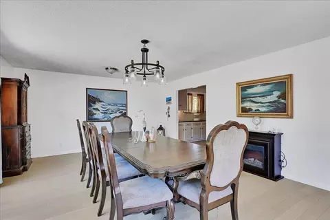 Dining - 1885 Sycamore St, Gridley, CA 95948 photo 2 of 8