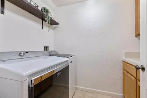 2836 Tabriz Dr, Modesto, CA 95355 photo 17