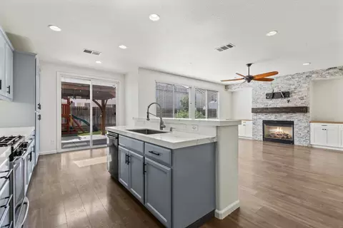 2836 Tabriz Dr, Modesto, CA 95355 photo 13