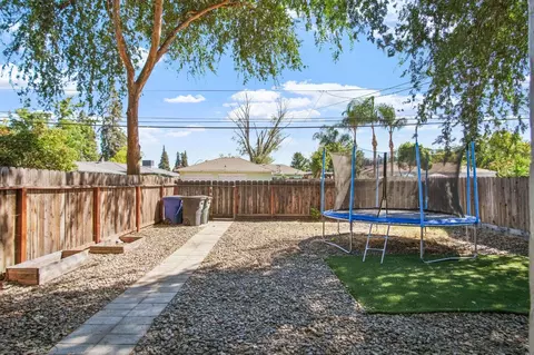 708 Burke Ave, Modesto, CA 95350 photo 17