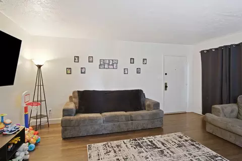708 Burke Ave, Modesto, CA 95350 photo 7