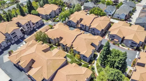 10001 Woodcreek Oaks Blvd #1015, Roseville, CA 95747