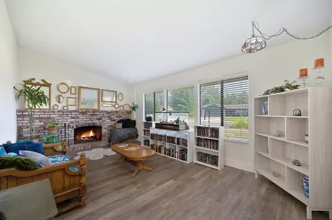 6323 Appian Way, Carmichael, CA 95608 photo 3