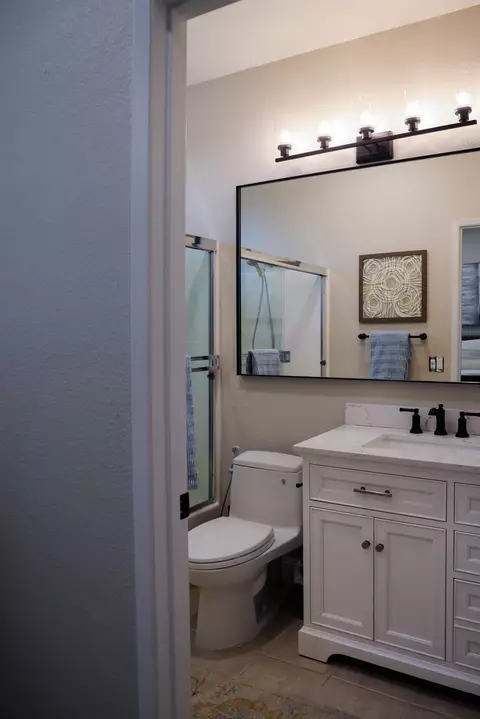 Bath - 106 Mcnamee Dr, Folsom, CA 95630 photo 1 of 2