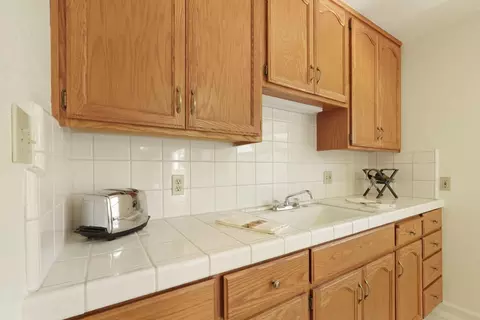 503 E Mayfair Ave, Stockton, CA 95207 photo 16