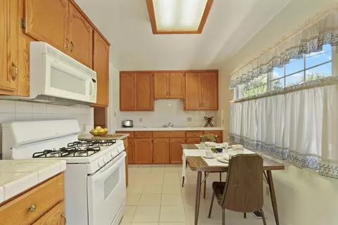 503 E Mayfair Ave, Stockton, CA 95207 photo 13