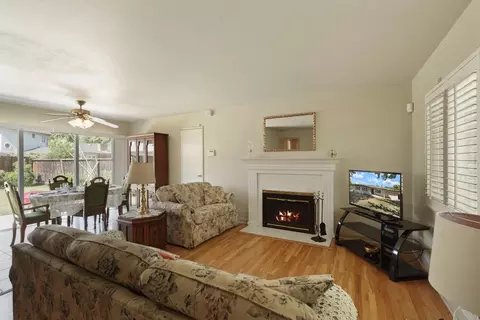 503 E Mayfair Ave, Stockton, CA 95207 photo 8
