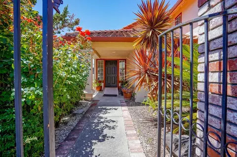 157 Shepard St, Hercules, CA 94547 photo 1