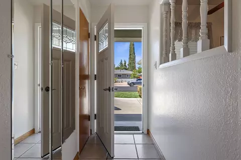 2032 Peach Dr, Modesto, CA 95350 photo 6