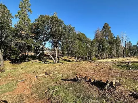 13553 Wichita Dr, Magalia, CA 95954