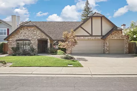 2355 Woodlake Cir, Lodi, CA 95242