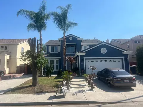 2132 Tennis Ln, Tracy, CA 95377