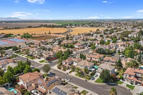 View/Area - 2905 Funston Ct, Tracy, CA 95377 photo 8 of 12