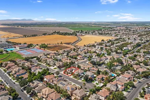 View/Area - 2905 Funston Ct, Tracy, CA 95377 photo 10 of 12