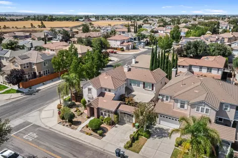 View/Area - 2905 Funston Ct, Tracy, CA 95377 photo 3 of 12
