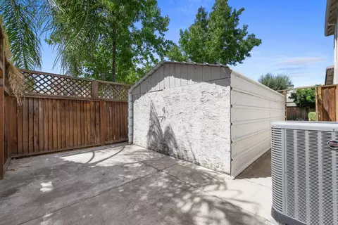 Exterior - 2905 Funston Ct, Tracy, CA 95377 photo 11 of 12