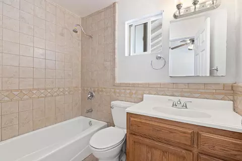 Bath - 2100 3rd St, Hughson, CA 95326 photo 1 of 2