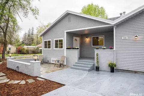 7201 Cardinal Rd, Fair Oaks, CA 95628