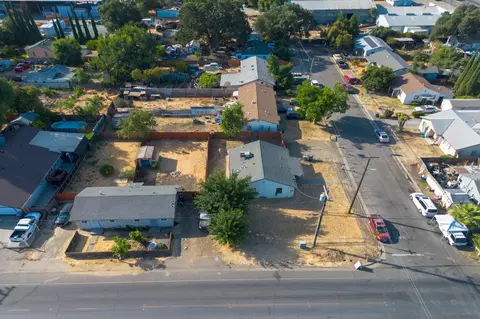 View/Area - 2612 E Harding Way, Stockton, CA 95205 photo 4 of 8