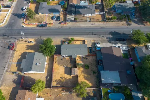 View/Area - 2612 E Harding Way, Stockton, CA 95205 photo 6 of 8