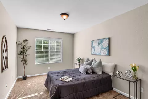 Bedroom - 1011 Kennedy Pl, Tracy, CA 95377 photo 5 of 6