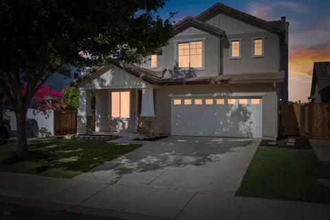 Exterior - 1011 Kennedy Pl, Tracy, CA 95377 photo 2 of 11