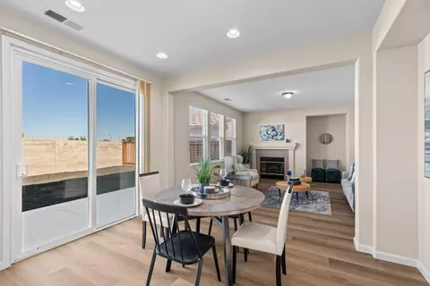 Dining - 1011 Kennedy Pl, Tracy, CA 95377 photo 5 of 6