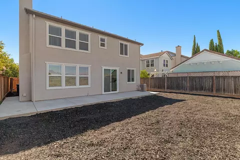 Exterior - 1011 Kennedy Pl, Tracy, CA 95377 photo 9 of 11