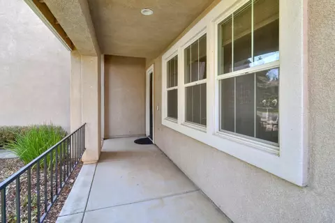 11039 Woodring Dr, Mather, CA 95655 photo 3