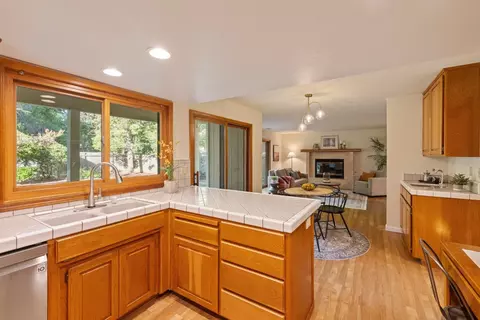 1231 Antelope Ave, Davis, CA 95616 photo 9