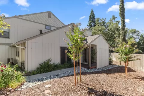 3928 Park Circle Ln #C, Carmichael, CA 95608 photo 1