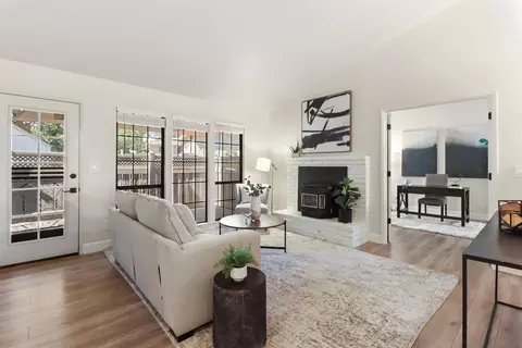 Living - 3928 Park Circle Ln #C, Carmichael, CA 95608 photo 1 of 2