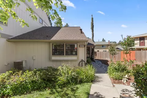 Exterior - 3928 Park Circle Ln #C, Carmichael, CA 95608 photo 2 of 17