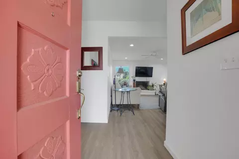 Entry Way - 481 Hedstrom Rd, Turlock, CA 95382 photo 1 of 1