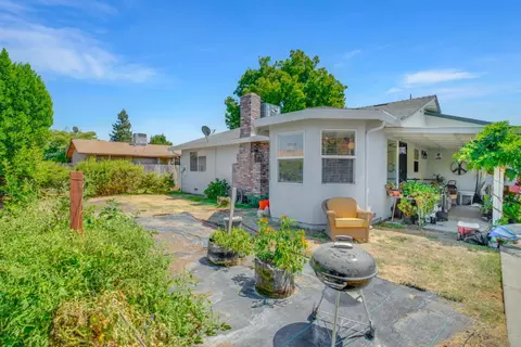 Exterior - 481 Hedstrom Rd, Turlock, CA 95382 photo 5 of 6