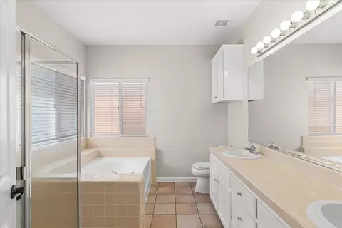Bath - 3632 Northern Dancer Dr, Modesto, CA 95355 photo 1 of 4