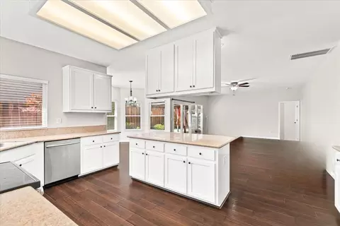 Kitchen - 3632 Northern Dancer Dr, Modesto, CA 95355 photo 6 of 7