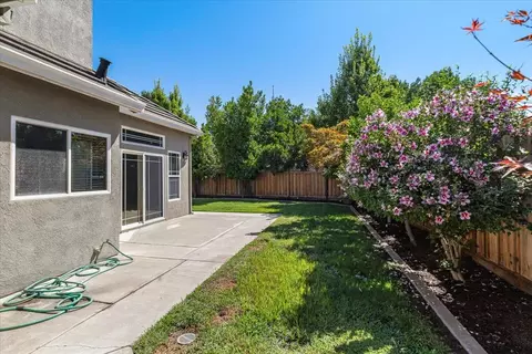 Exterior - 3632 Northern Dancer Dr, Modesto, CA 95355 photo 10 of 13