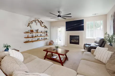 Living - 745 Flyway Ct, Gridley, CA 95948 photo 1 of 3
