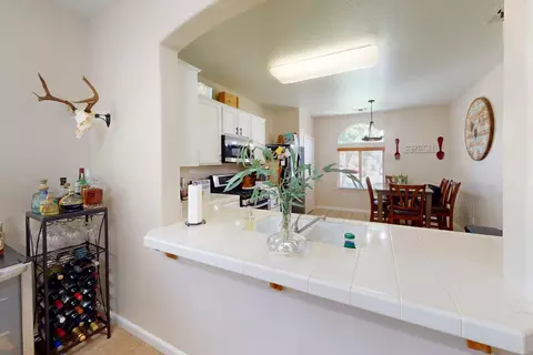 Kitchen - 745 Flyway Ct, Gridley, CA 95948 photo 4 of 4