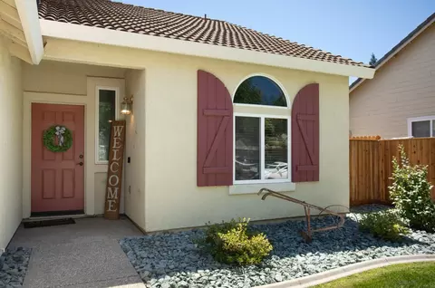 Exterior - 745 Flyway Ct, Gridley, CA 95948 photo 2 of 5