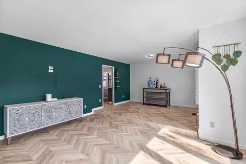 Living - 3213 Lakeshore Ct, Modesto, CA 95355 photo 5 of 7