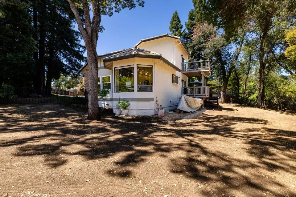 Exterior - 5312 Tall Oak Ln, Fair Oaks, CA 95628 photo 13 of 18