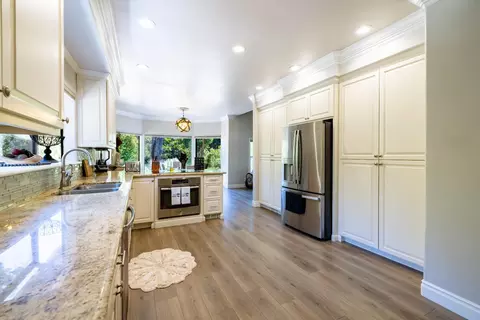 Kitchen - 5312 Tall Oak Ln, Fair Oaks, CA 95628 photo 1 of 5