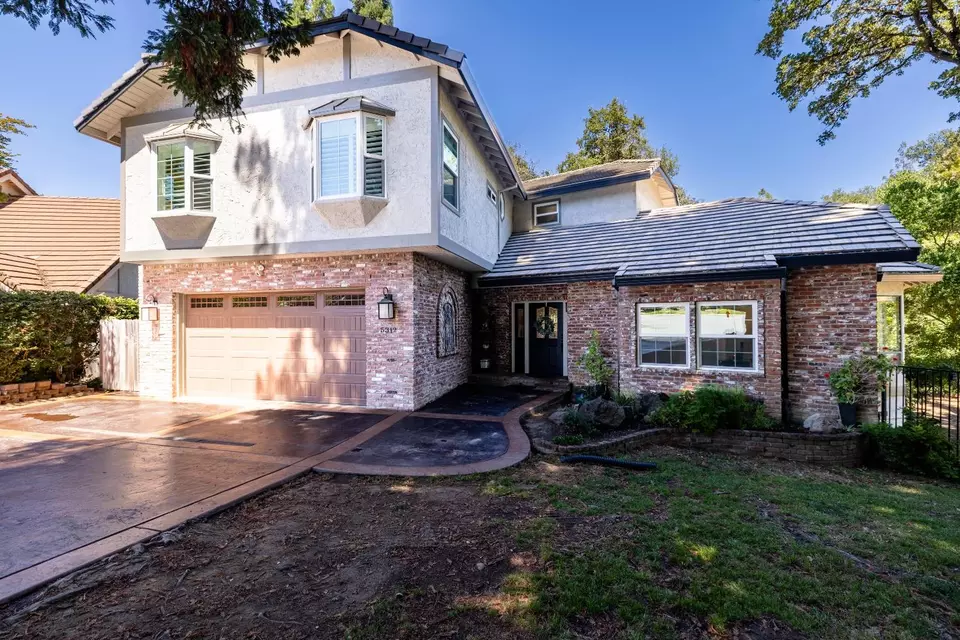 Exterior - 5312 Tall Oak Ln, Fair Oaks, CA 95628 photo 2 of 18