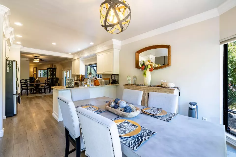 Dining - 5312 Tall Oak Ln, Fair Oaks, CA 95628 photo 4 of 5